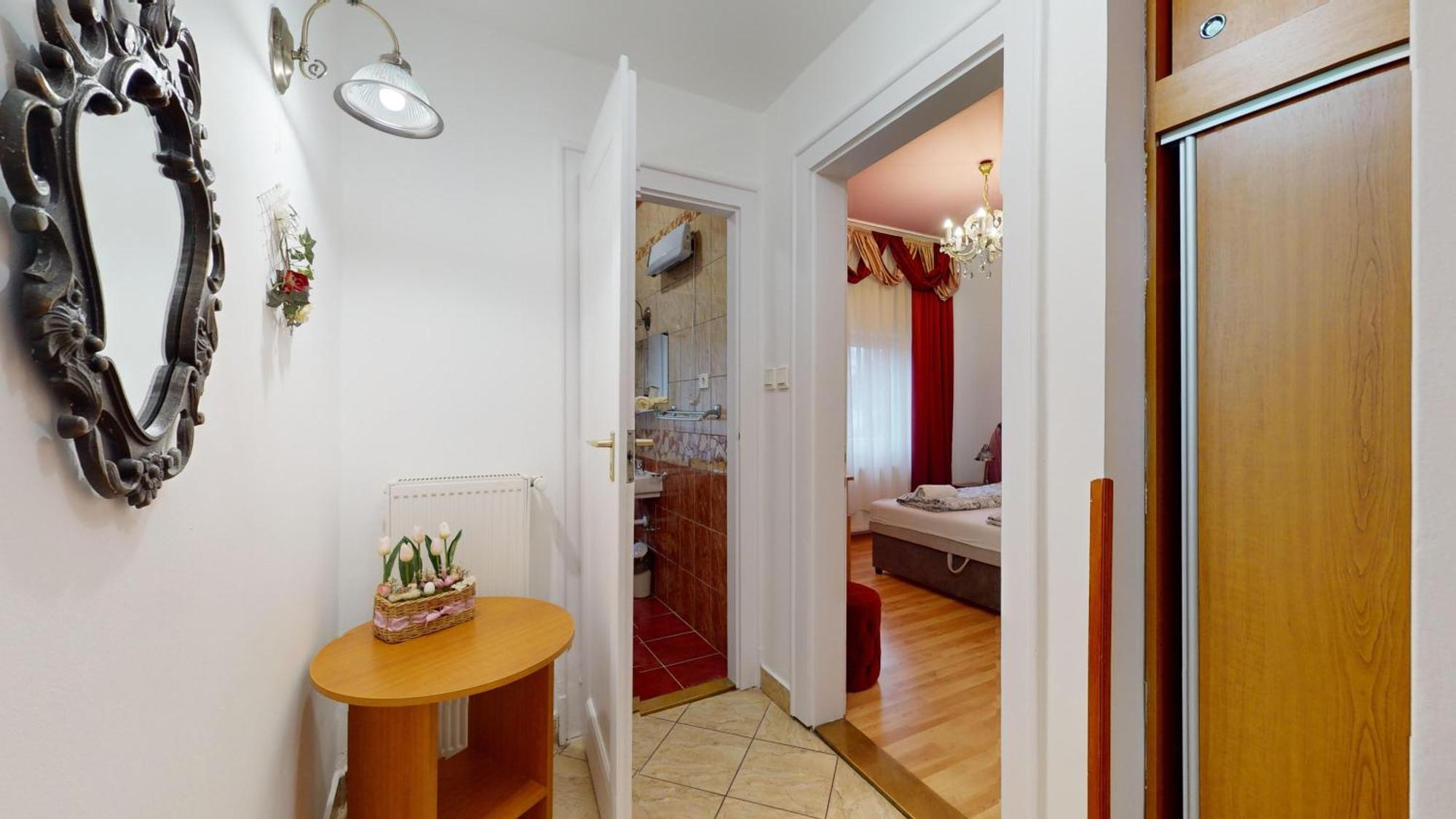 Herczeg Apartment มิชโคลซ์ ภายนอก รูปภาพ