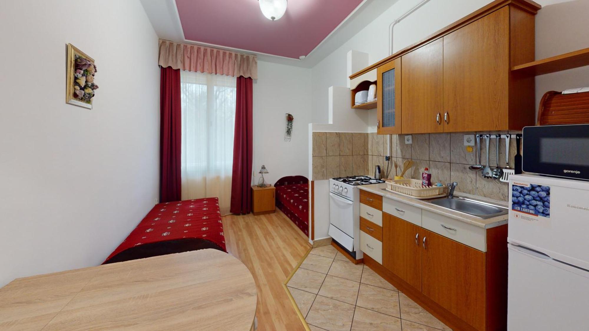 Herczeg Apartment มิชโคลซ์ ภายนอก รูปภาพ
