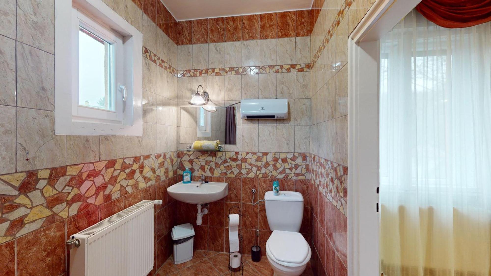 Herczeg Apartment มิชโคลซ์ ภายนอก รูปภาพ